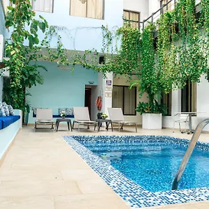 4* Hotel Virrey