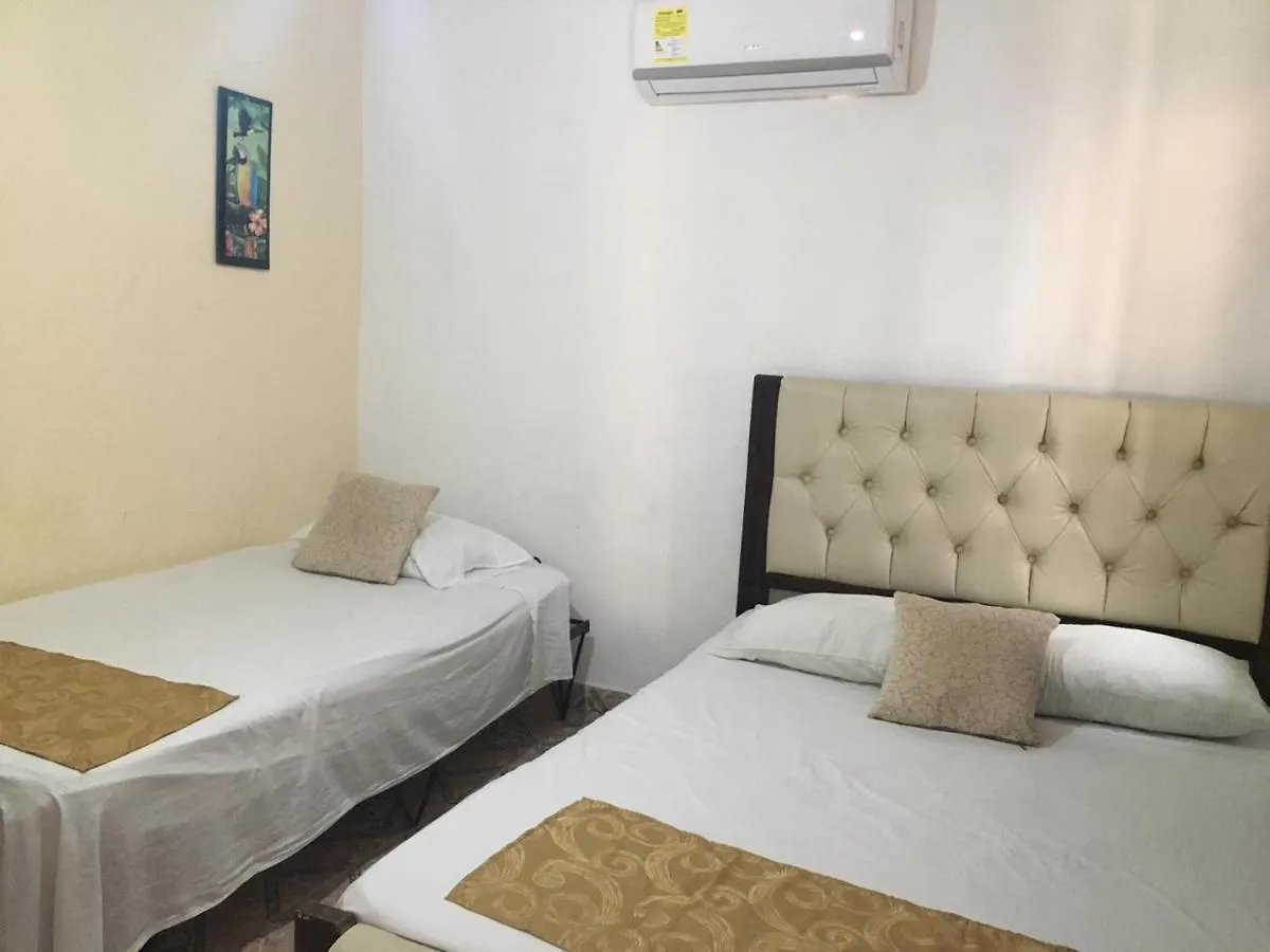 Guest house Hotel Mar Azul Cartagena - Sector El Bosque Colombia